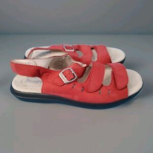 Propet Breeze Sz 7.5  Strappy Women's Red Leather Casual Buckle Sandals W0001